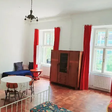 Apartment Suja Nuja